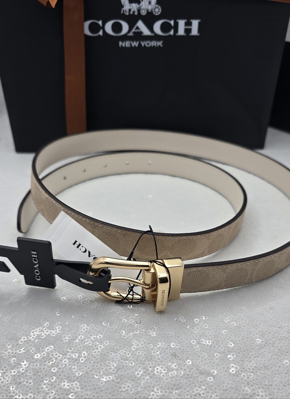 Coach Harness Buckle Cut To Size Reversible Belt 25mm Leather Sand/Chalk - Picture 3 of 9